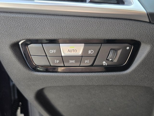 2026 BMW 230i 230i