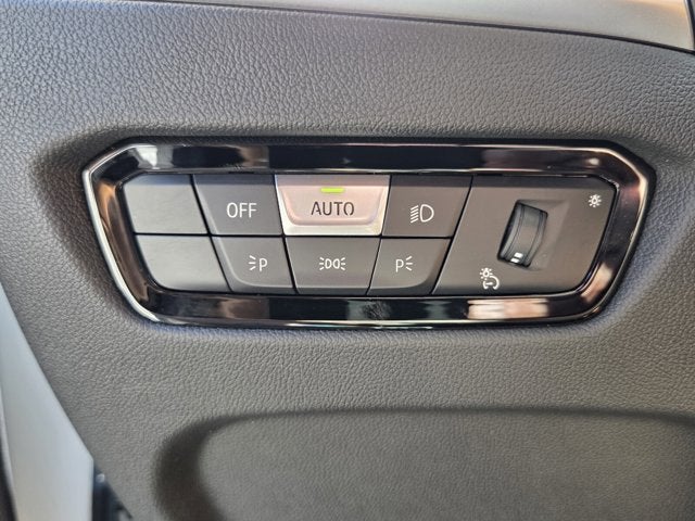 2026 BMW 230i 230i