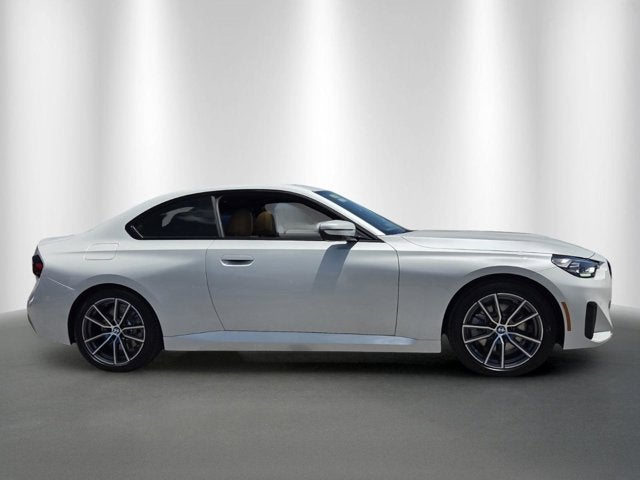 2026 BMW 230i 230i