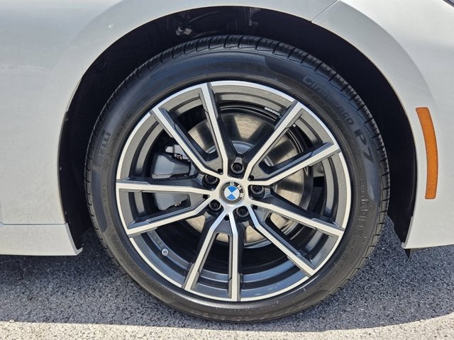 2026 BMW 230i 230i