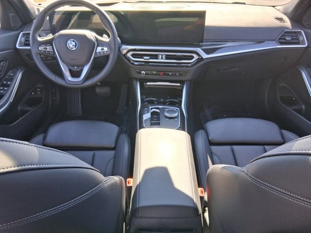 2023 BMW 330e xDrive 330e xDrive