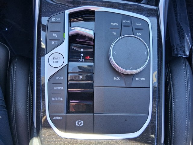 2023 BMW 330e xDrive 330e xDrive