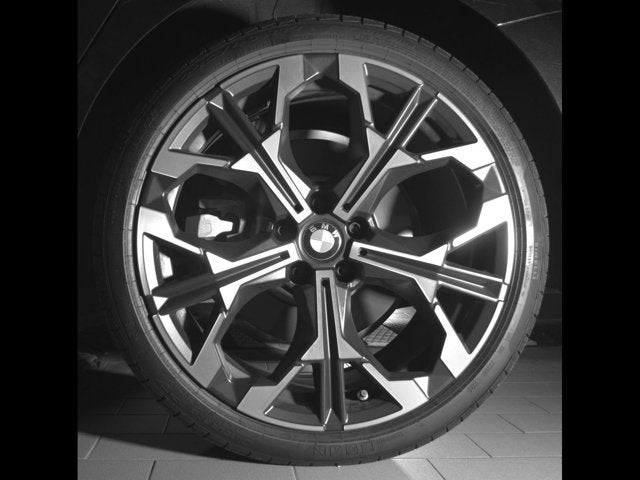 2025 BMW 330i 330i