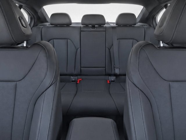 2025 BMW 3 Series 330i