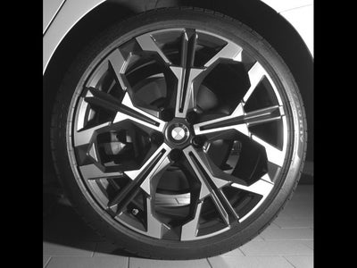 2025 BMW 3 Series 330i