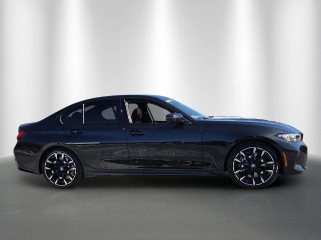 2026 BMW 330i 330i