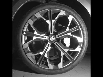 2025 BMW 3 Series 330i