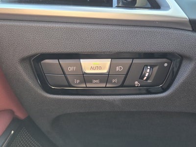 2025 BMW 330i 330i