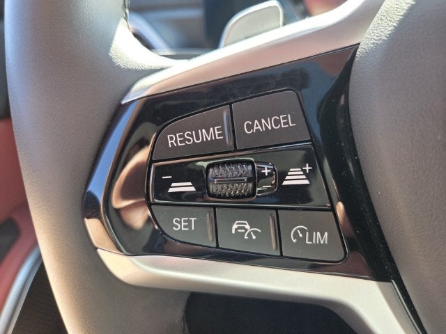 2025 BMW 330i 330i