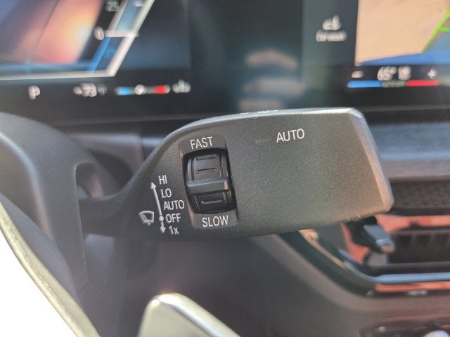 2025 BMW 330i 330i