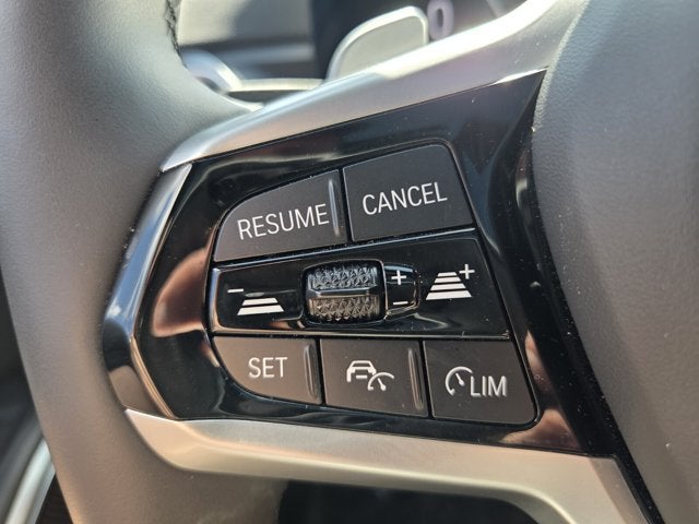 2025 BMW 330i 330i