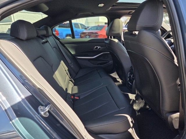 2026 BMW 330i 330i