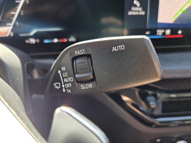 2026 BMW 330i 330i