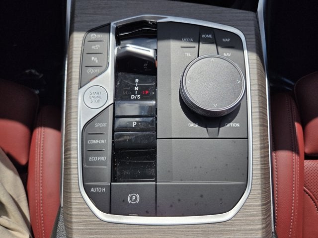 2025 BMW 330i 330i