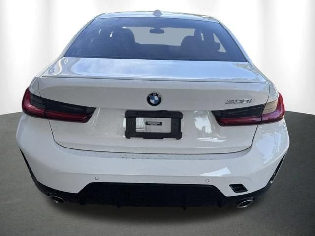 2023 BMW 3 Series 330i