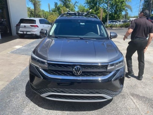 2023 Volkswagen Taos SE