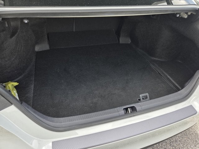 2024 Toyota Camry Hybrid LE