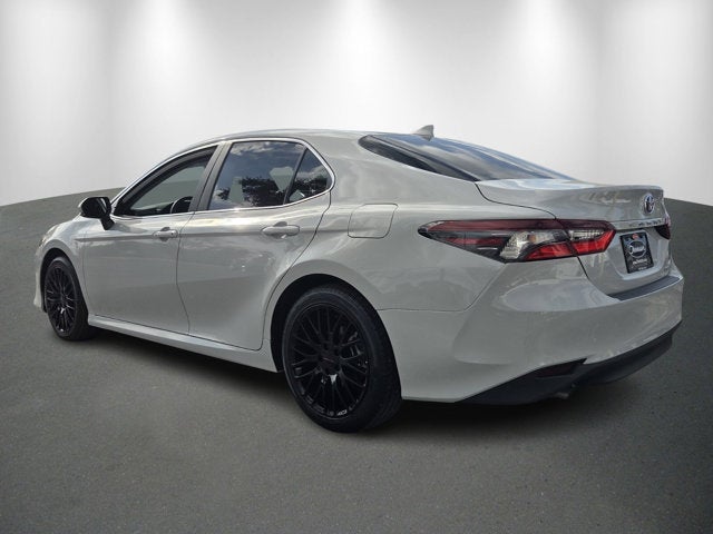 2024 Toyota Camry Hybrid LE