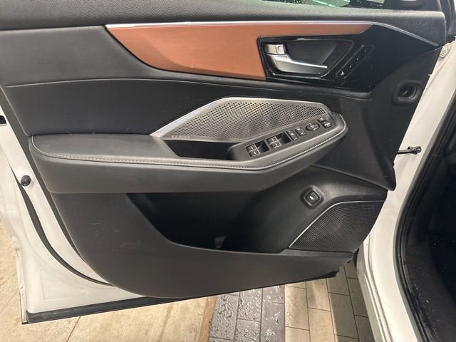 2022 Acura MDX w/Technology Package