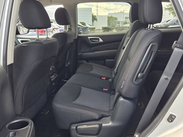 2020 Nissan Pathfinder S