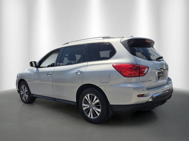 2020 Nissan Pathfinder S