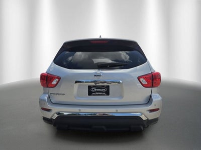 2020 Nissan Pathfinder S