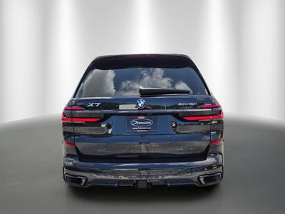 2025 BMW X7 xDrive40i