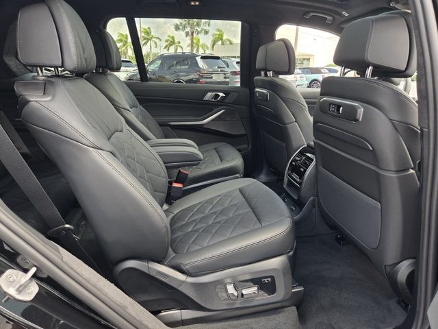 2027 BMW X7 xDrive40i