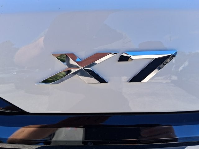 2027 BMW X7 xDrive40i