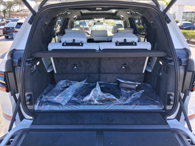 2027 BMW X7 xDrive40i