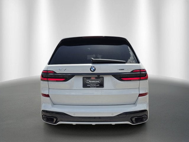 2027 BMW X7 xDrive40i