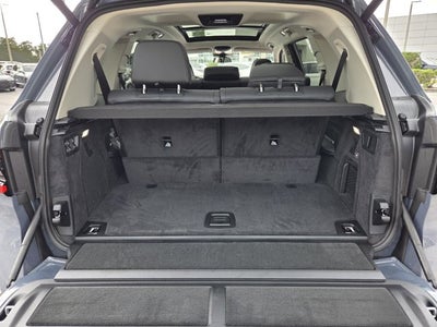 2027 BMW X7 xDrive40i