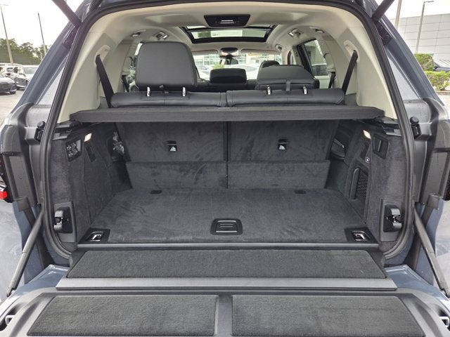 2027 BMW X7 xDrive40i