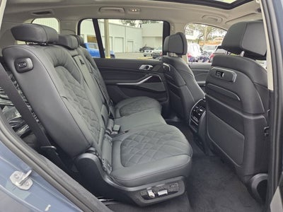 2027 BMW X7 xDrive40i