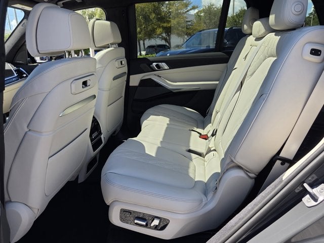 2027 BMW X7 xDrive40i