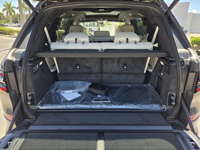 2027 BMW X7 xDrive40i