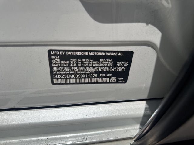 2025 BMW X7 xDrive40i