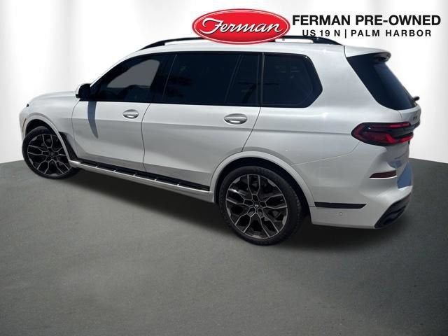2025 BMW X7 xDrive40i