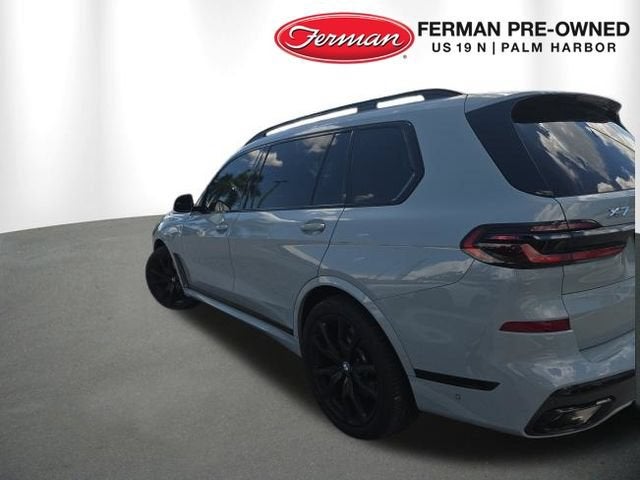 2025 BMW X7 xDrive40i