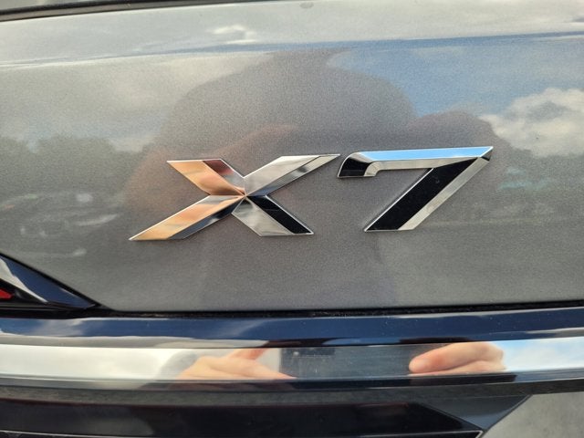 2025 BMW X7 xDrive40i
