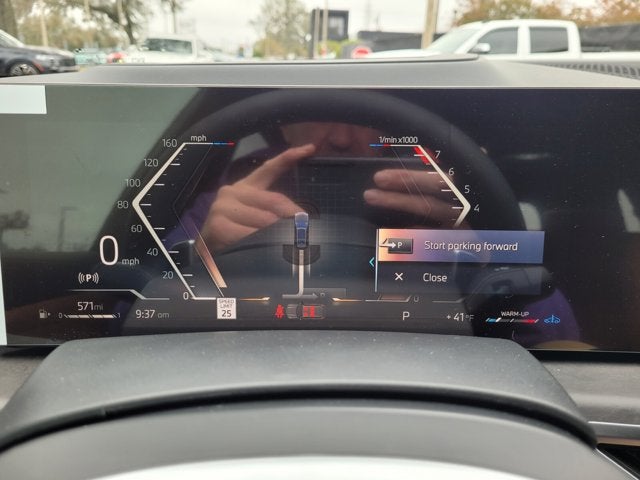 2025 BMW X7 xDrive40i