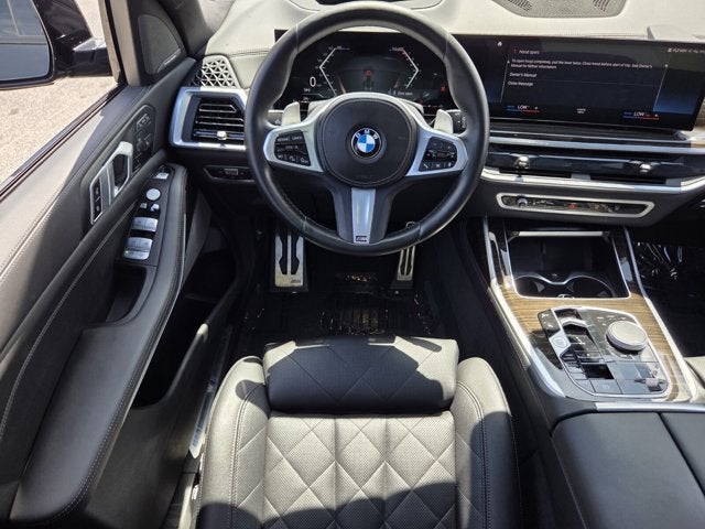 2023 BMW X7 xDrive40i