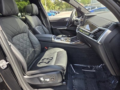 2023 BMW X7 xDrive40i