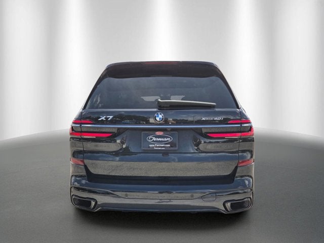 2023 BMW X7 xDrive40i