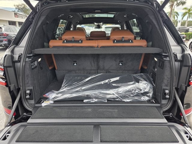 2027 BMW X7 xDrive40i