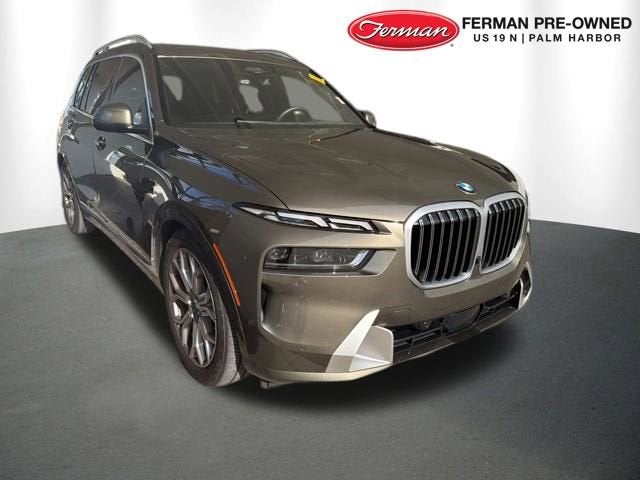 2025 BMW X7 xDrive40i