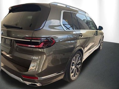 2025 BMW X7 xDrive40i