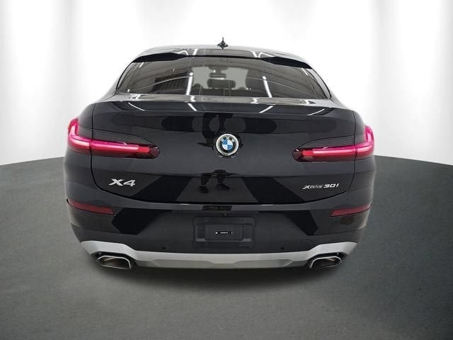 2025 BMW X4 xDrive30i