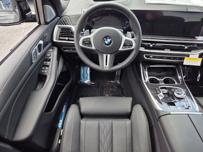 2027 BMW X7 M60i