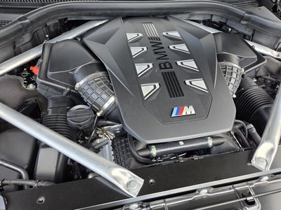 2027 BMW X7 M60i